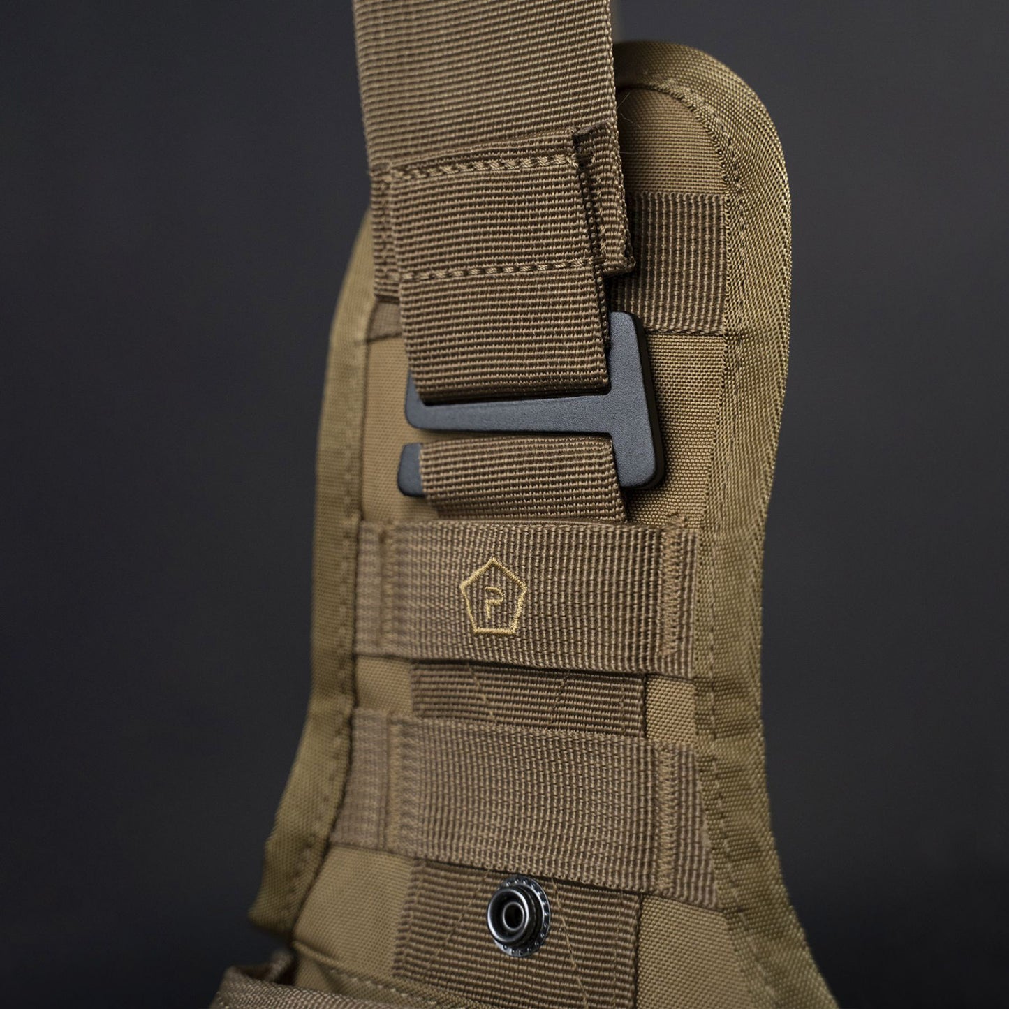 תיק UCB-2.0 Universal Chest Bag – תיק חזה/כתף טקטי מבית Pentagon - PENTAGON - תיק UCB-2.0 Universal Chest Bag – תיק חזה/כתף טקטי מבית Pentagon - Time to EDC.com -