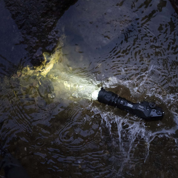 פנס טקטי לבן ואינפרה אדום Armytek Parma C2IR Pro טעינה מגנטית -  ARMYTEK -  פנס טקטי לבן ואינפרה אדום Armytek Parma C2IR Pro טעינה מגנטית -  Time to EDC - Store -  